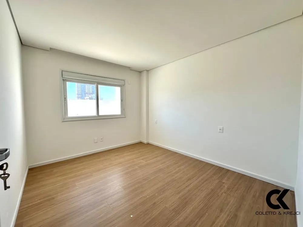 Apartamento, 3 quartos, 186 m² - Foto 4