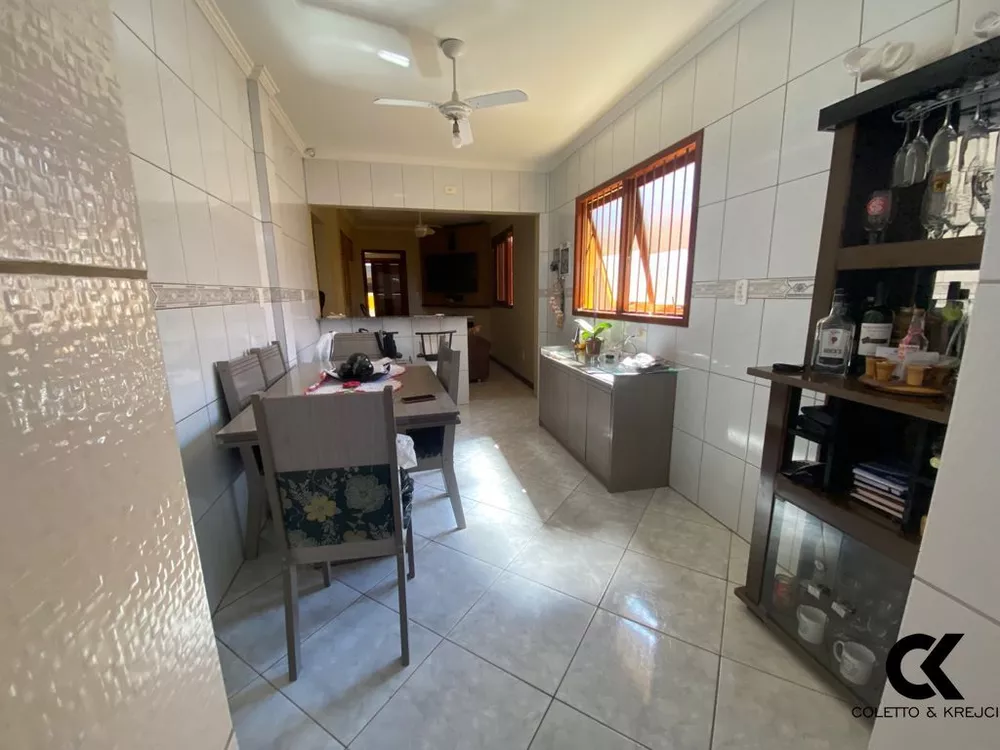 Casa, 3 quartos, 182 m² - Foto 3