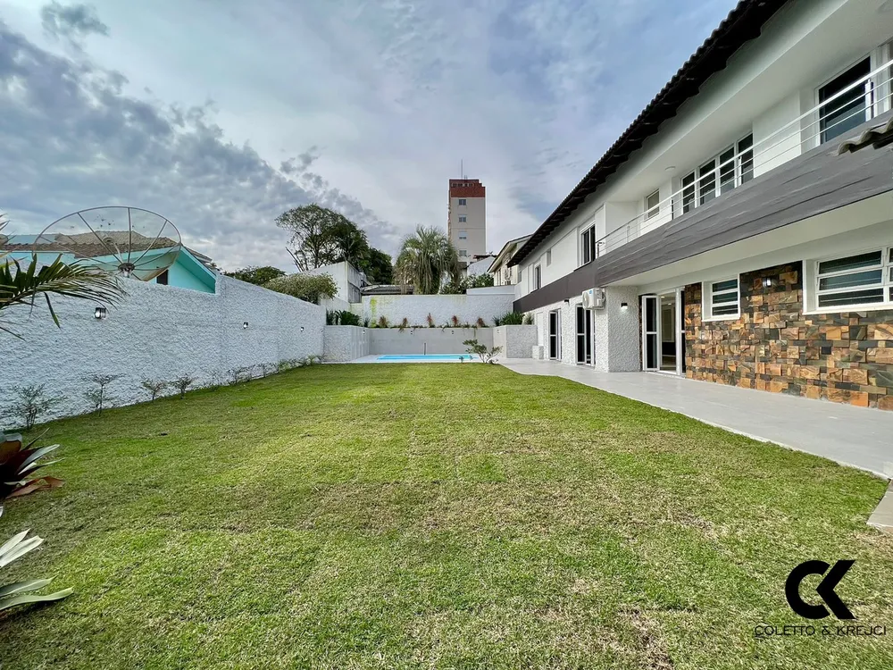 Casa, 3 quartos, 300 m² - Foto 8