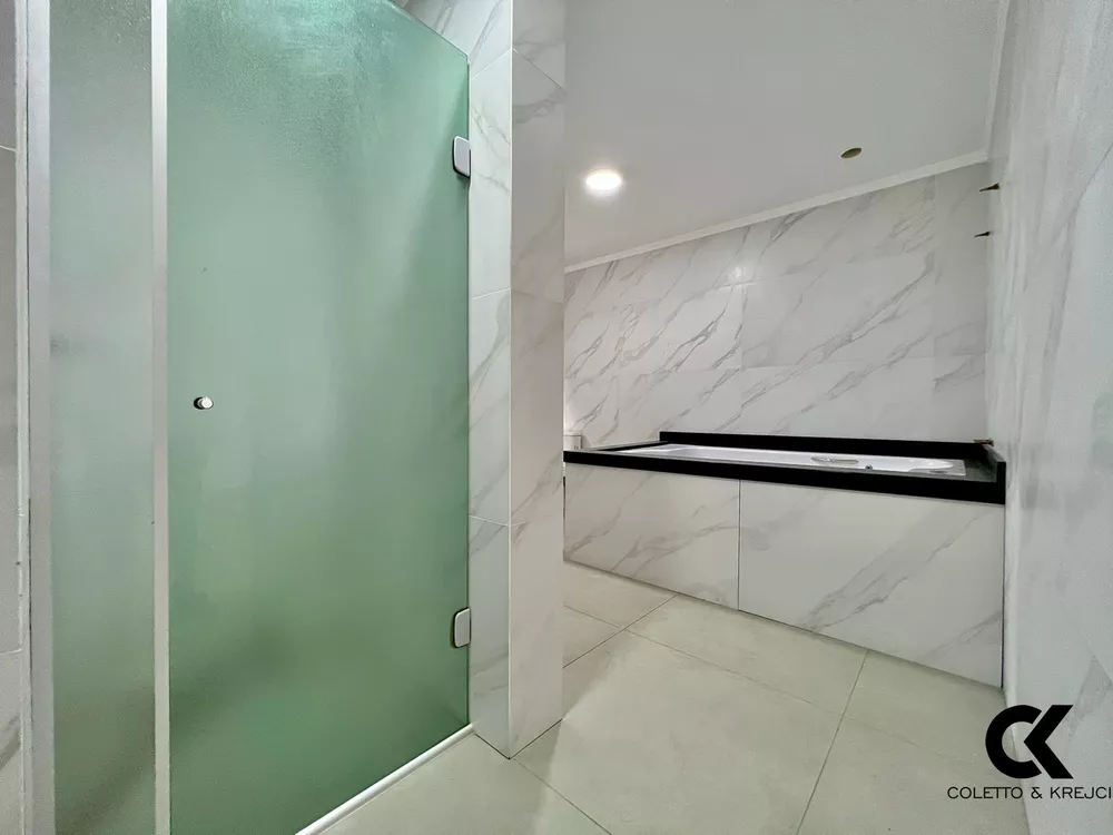 Casa, 3 quartos, 300 m² - Foto 4