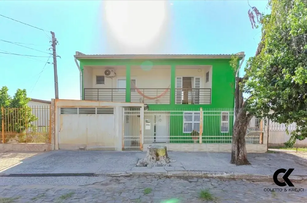 Casa, 4 quartos, 245 m² - Foto 2