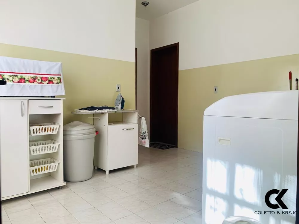 Casa, 3 quartos, 250 m² - Foto 9