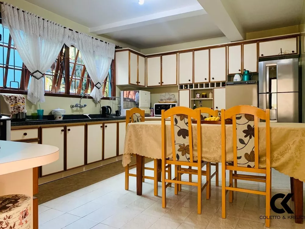 Casa, 3 quartos, 250 m² - Foto 23