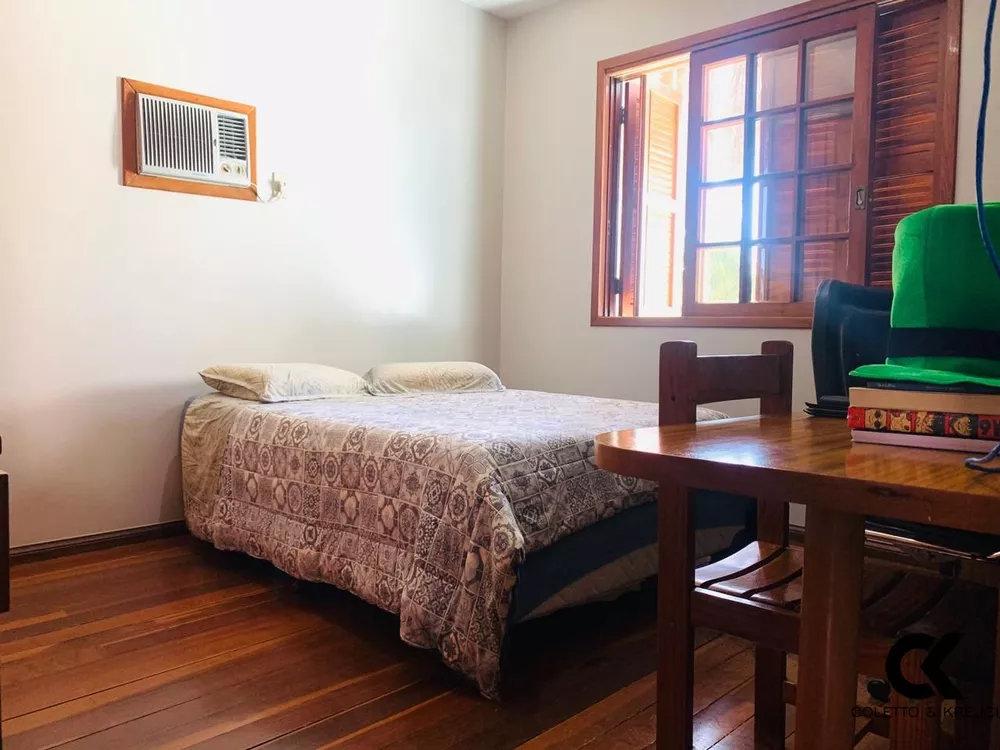 Casa, 3 quartos, 250 m² - Foto 14