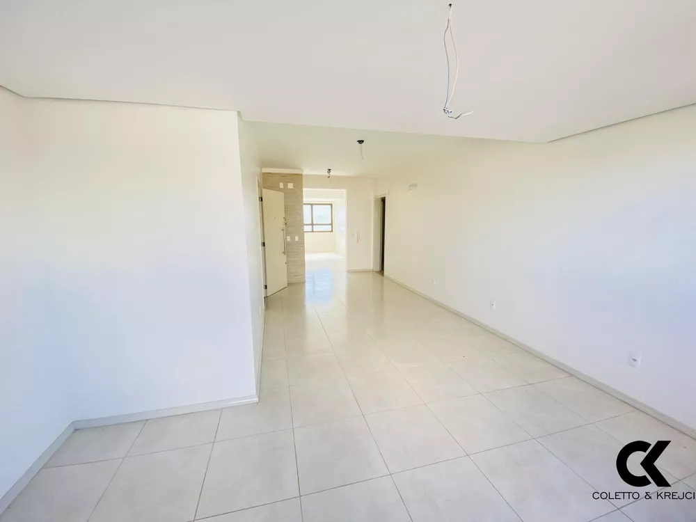 Apartamento, 3 quartos, 109 m² - Foto 2