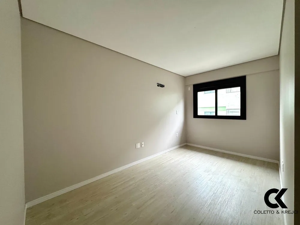 Apartamento, 3 quartos, 234 m² - Foto 4