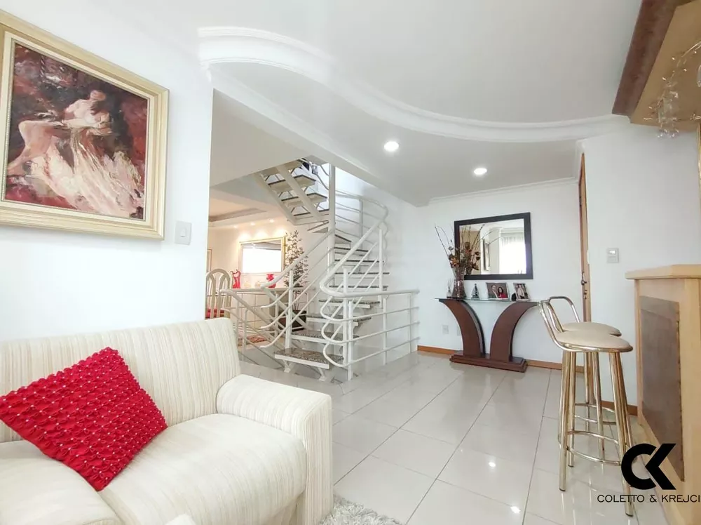 Apartamento, 3 quartos, 600 m² - Foto 2