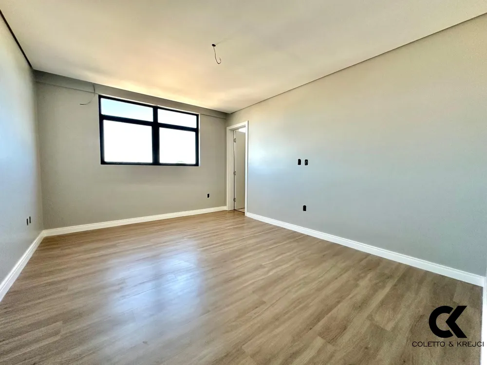 Apartamento, 3 quartos, 198 m² - Foto 4