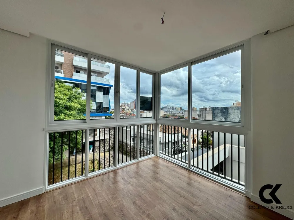 Apartamento, 3 quartos, 132 m² - Foto 2