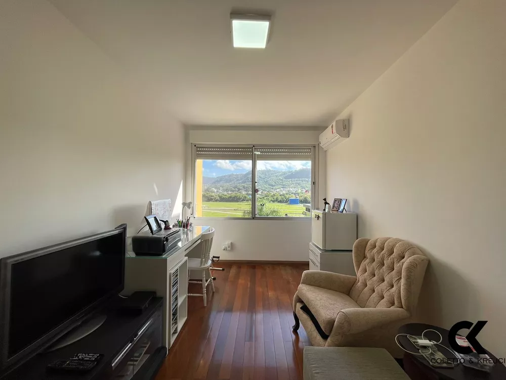 Cobertura, 3 quartos, 313 m² - Foto 4