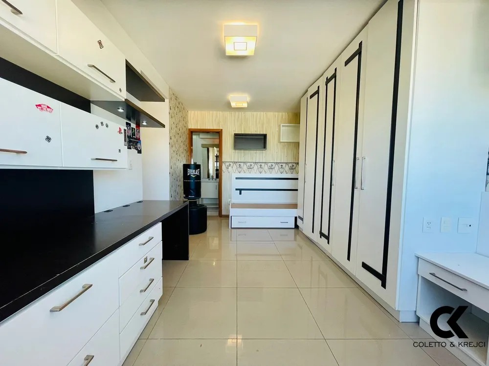 Cobertura, 4 quartos, 353 m² - Foto 11