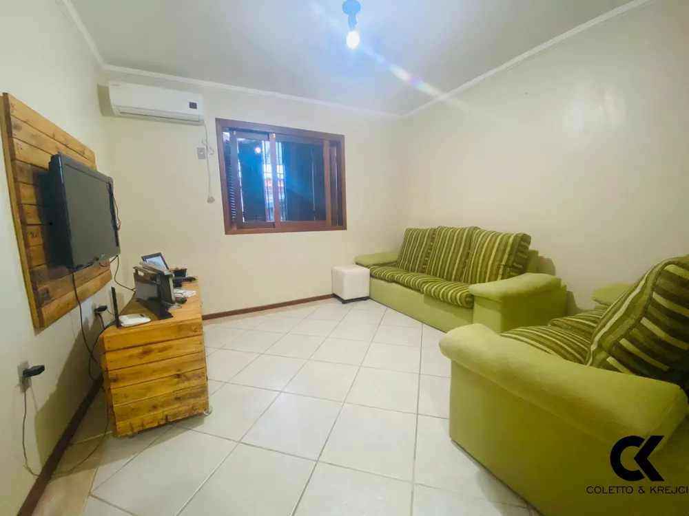 Casa, 3 quartos, 200 m² - Foto 1