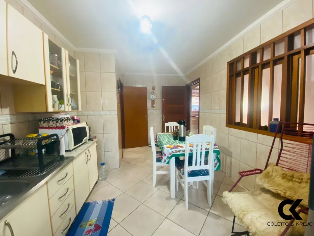 Casa, 3 quartos, 200 m² - Foto 4