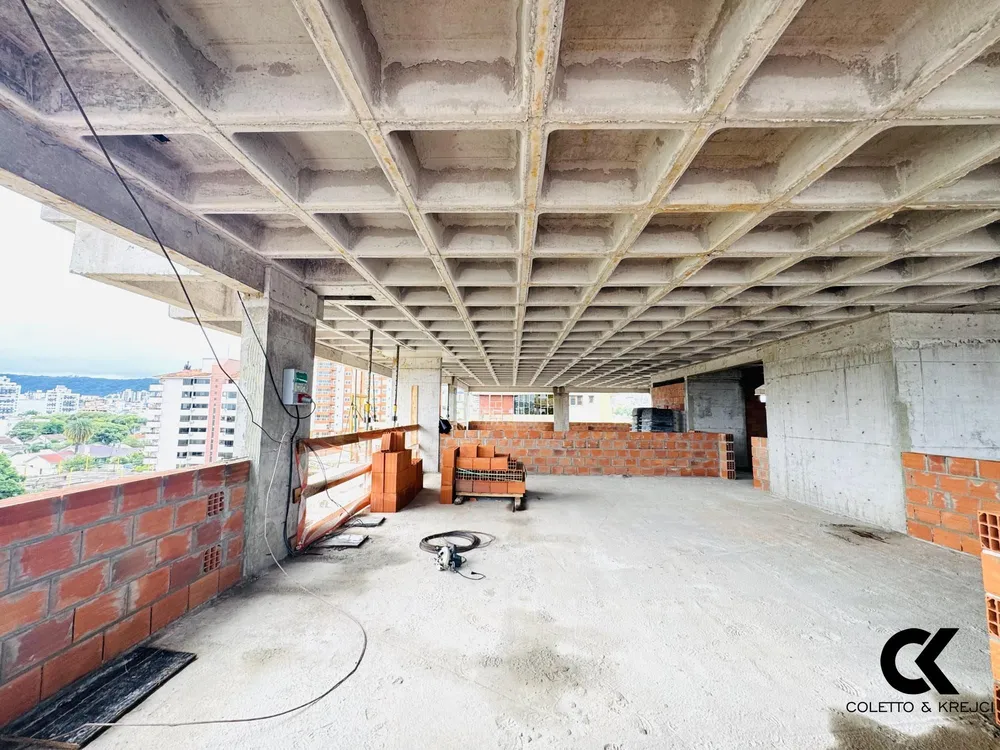 Apartamento, 3 quartos, 160 m² - Foto 1
