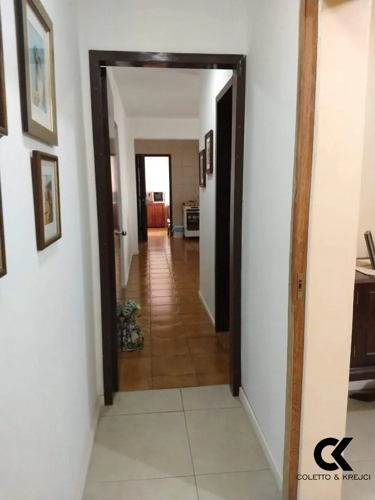 Casa, 3 quartos, 205 m² - Foto 3