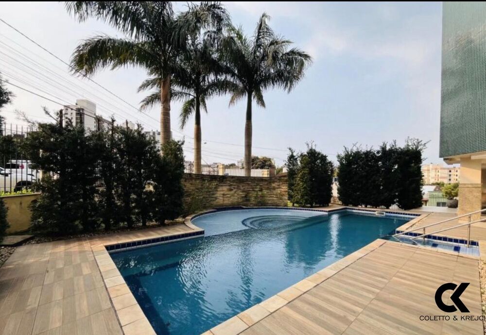 Apartamento à venda com 3 quartos, 200m² - Foto 8