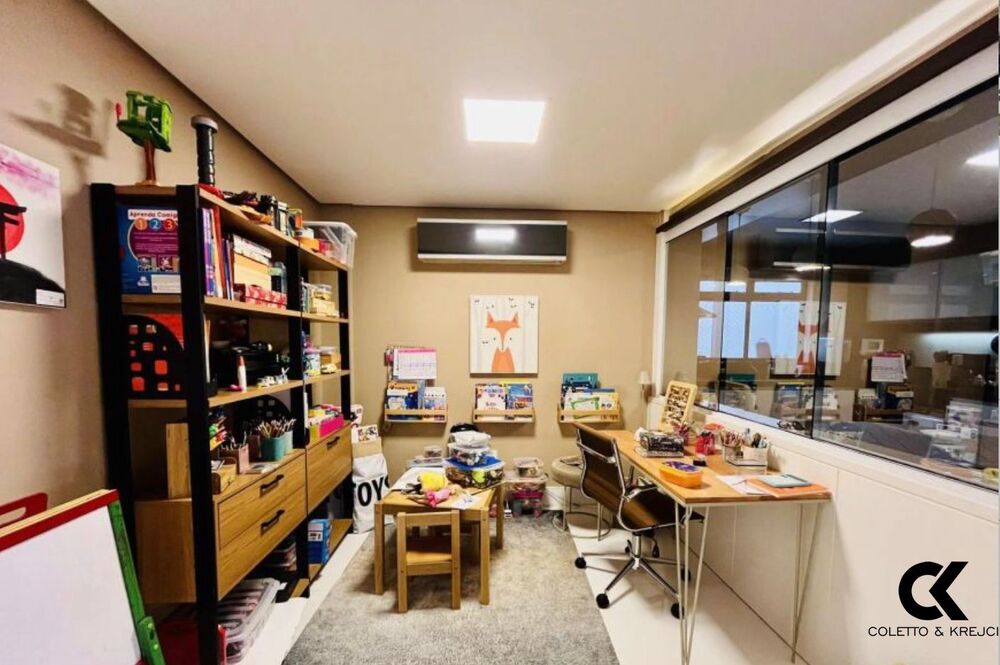 Apartamento à venda com 3 quartos, 200m² - Foto 6