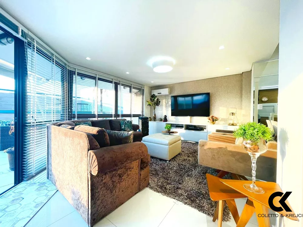 Cobertura, 3 quartos, 331 m² - Foto 8