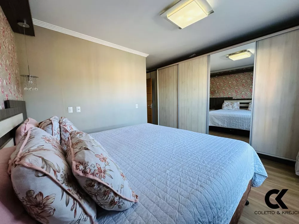 Apartamento à venda com 3 quartos, 217m² - Foto 15