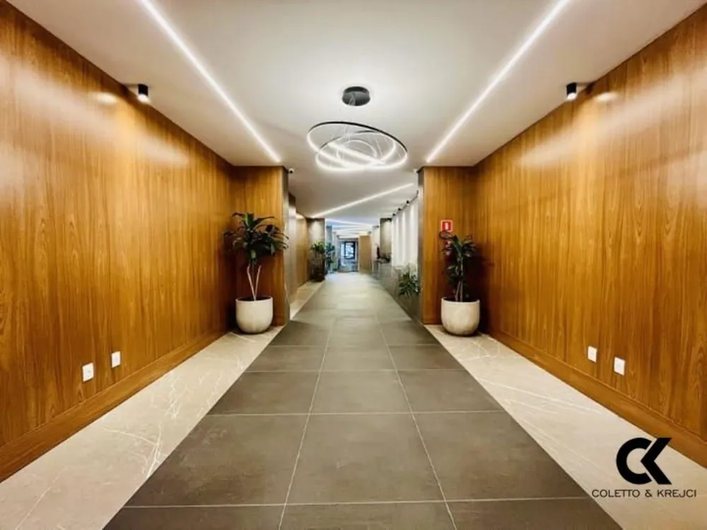 Apartamento, 3 quartos, 193 m² - Foto 1