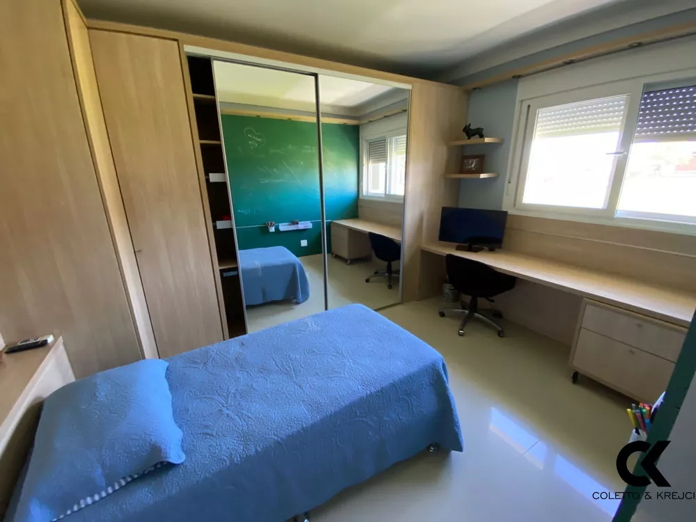 Casa, 4 quartos, 609 m² - Foto 4