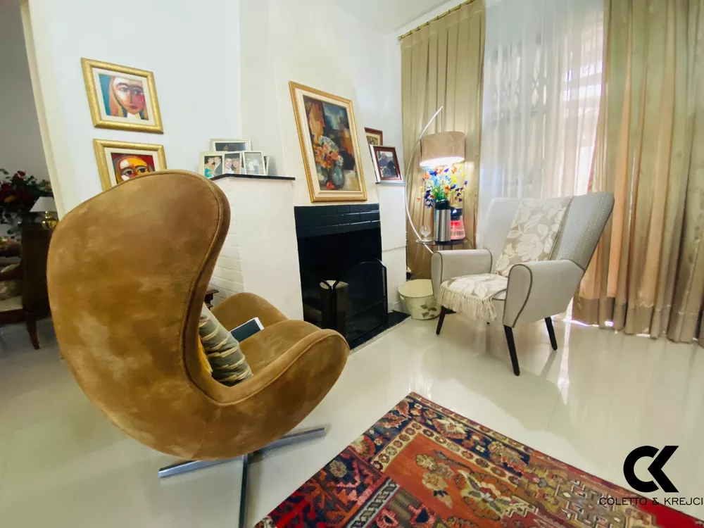 Casa, 4 quartos, 928 m² - Foto 1