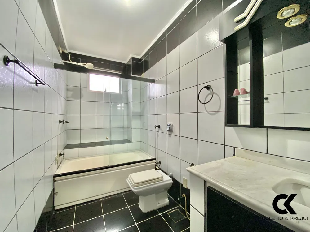 Apartamento, 3 quartos, 227 m² - Foto 4