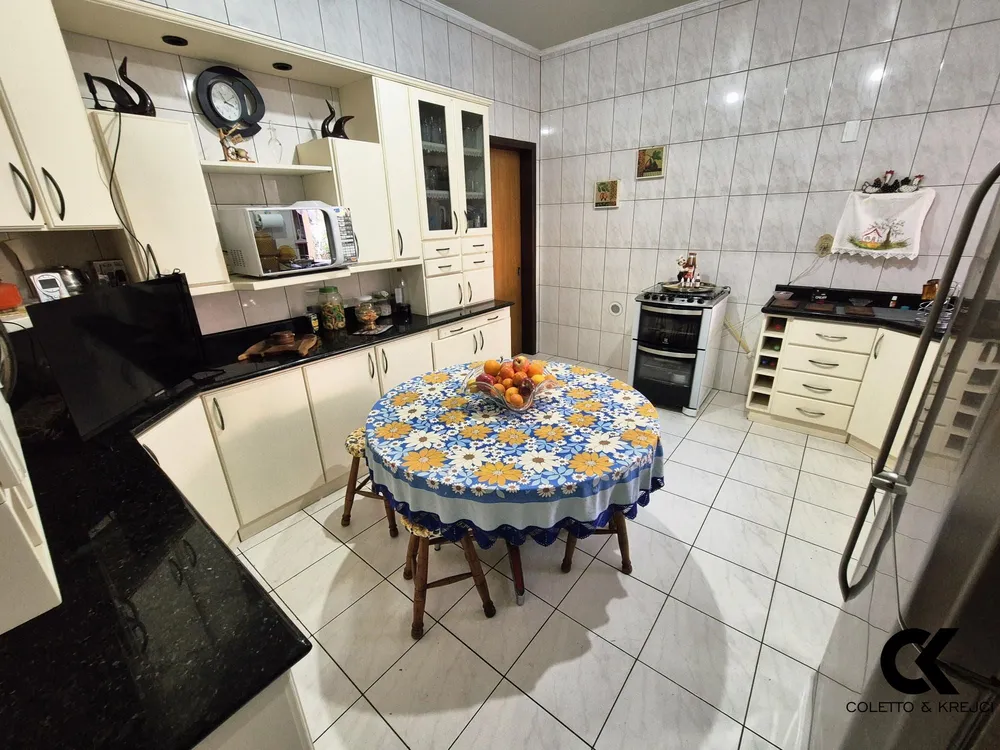 Casa, 5 quartos, 440 m² - Foto 4
