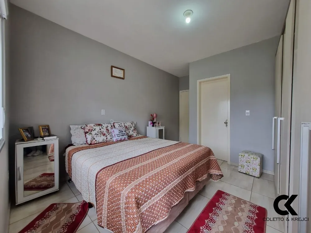 Casa, 4 quartos, 162 m² - Foto 2