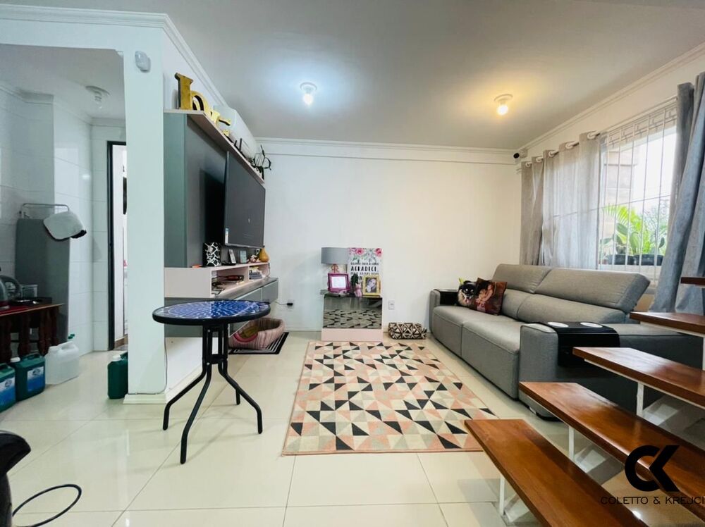 Casa, 2 quartos, 60 m² - Foto 1