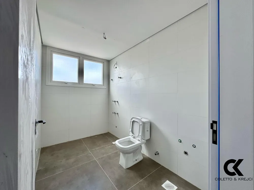 Apartamento, 3 quartos, 132 m² - Foto 2