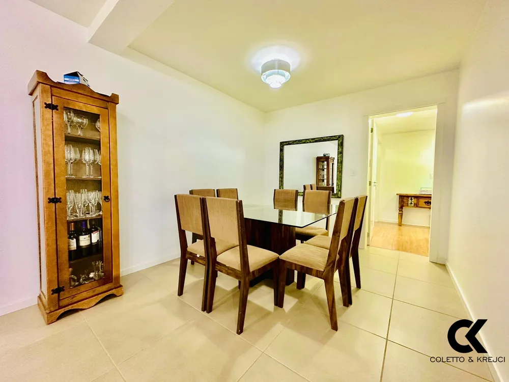 Apartamento, 3 quartos, 150 m² - Foto 2