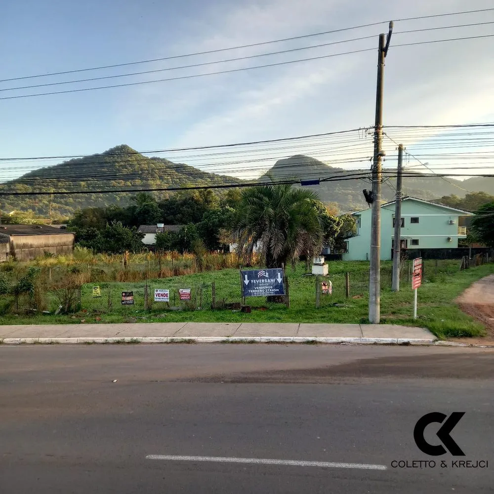 Loteamento e Condomínio, 924 m² - Foto 1