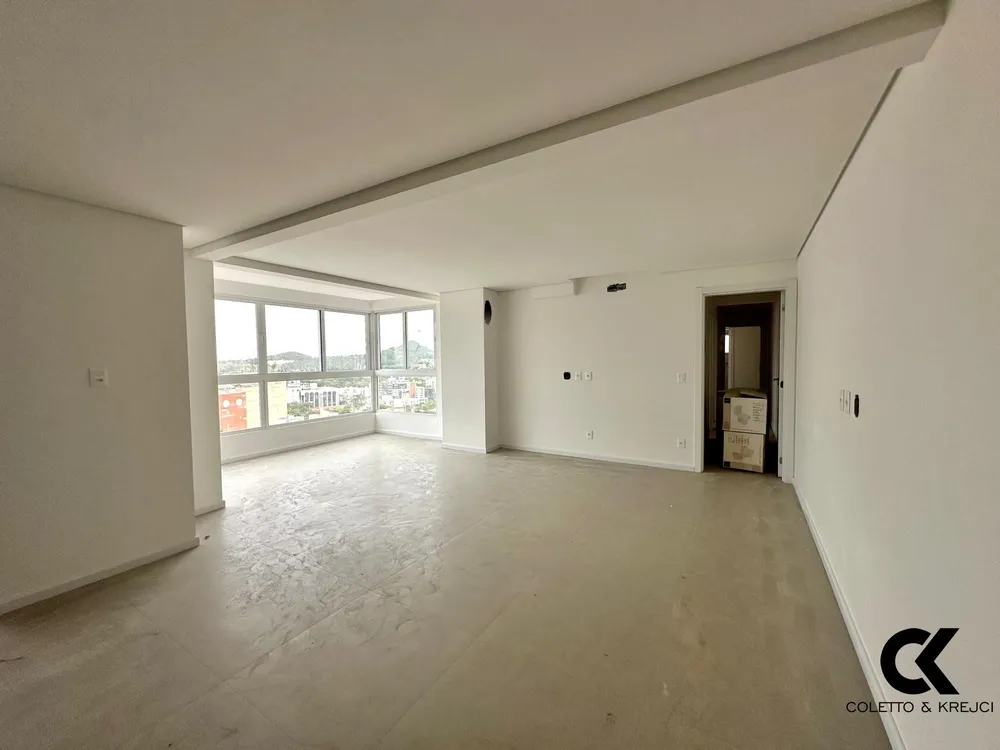 Apartamento, 3 quartos, 120 m² - Foto 1