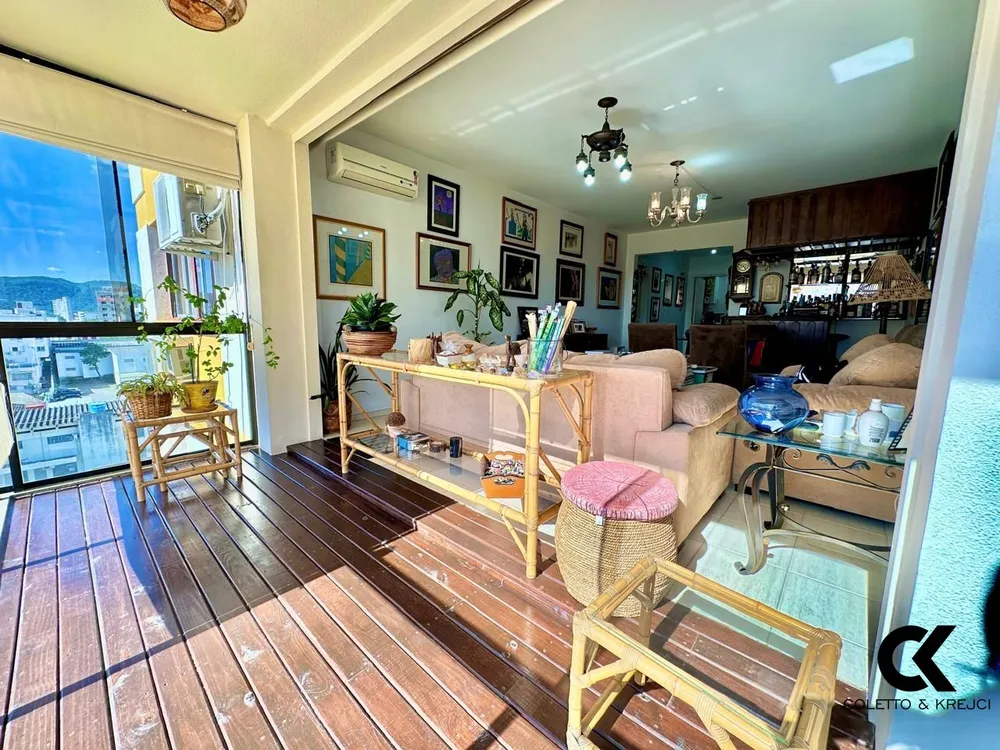 Apartamento, 3 quartos, 144 m² - Foto 2