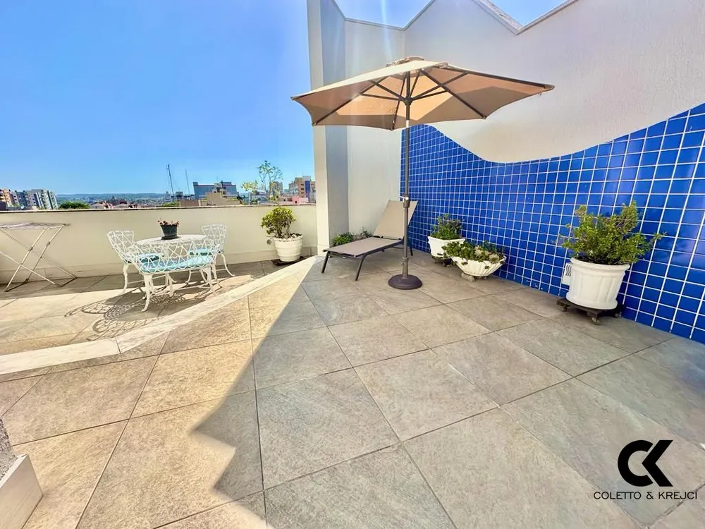 Cobertura, 4 quartos, 244 m² - Foto 1