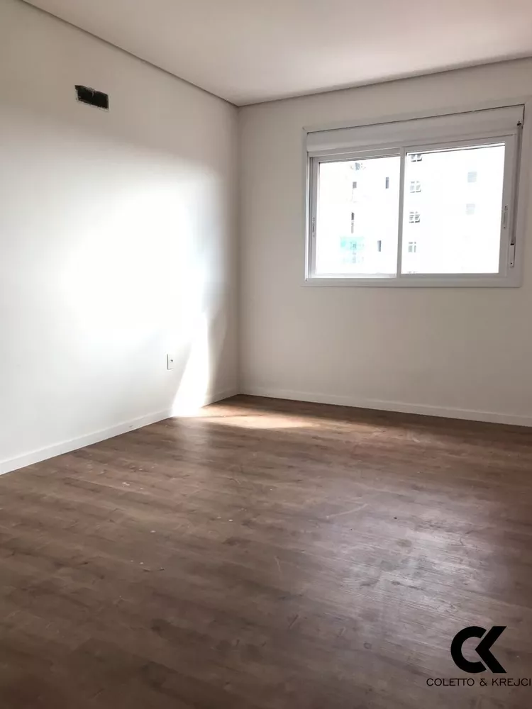 Apartamento, 3 quartos, 165 m² - Foto 2