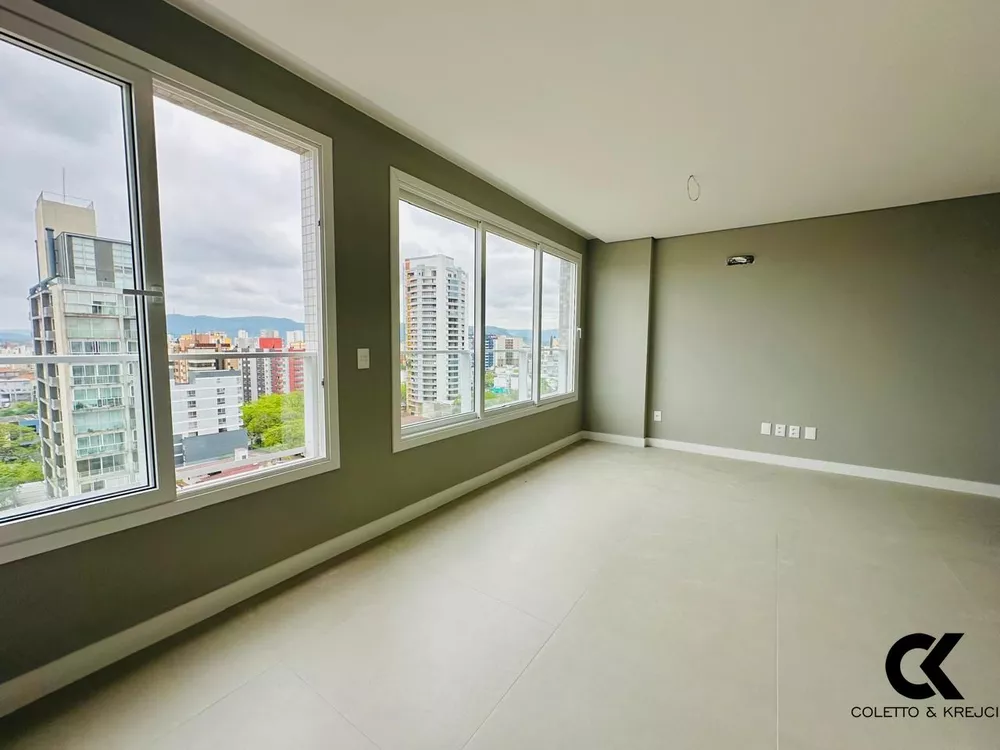 Apartamento à venda com 2 quartos, 87m² - Foto 3