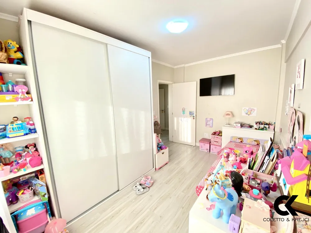 Apartamento, 3 quartos, 134 m² - Foto 3