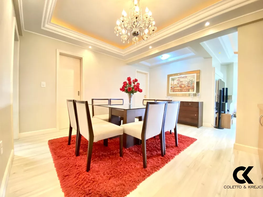 Apartamento, 3 quartos, 134 m² - Foto 1