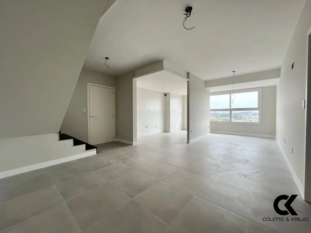 Cobertura, 3 quartos, 233 m² - Foto 2