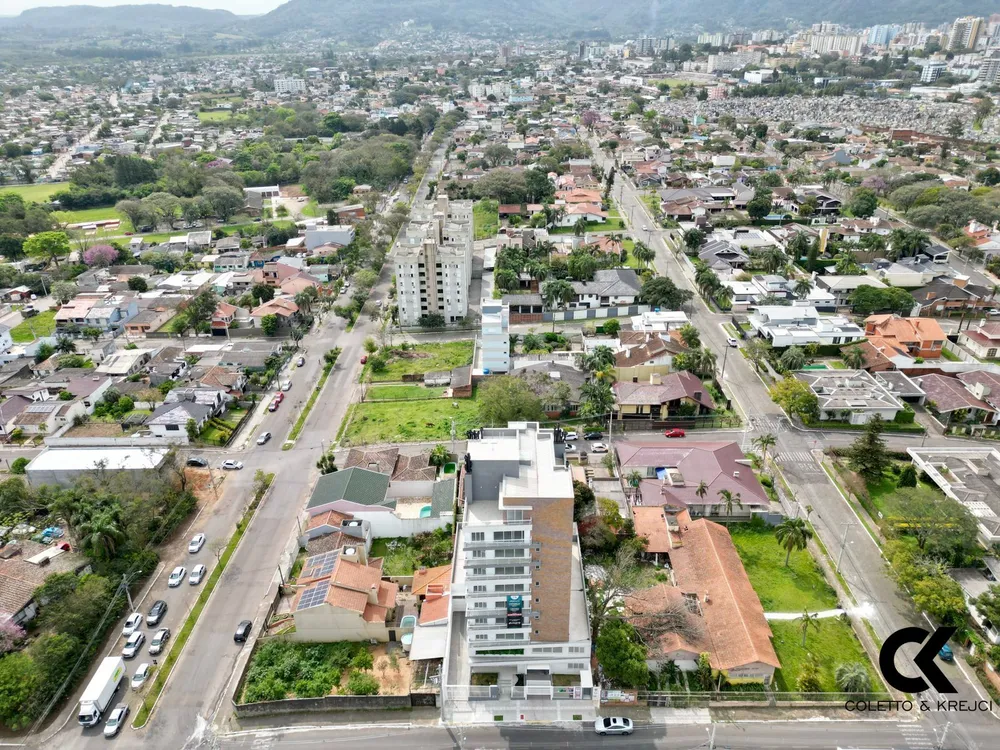 Cobertura, 3 quartos, 233 m² - Foto 1