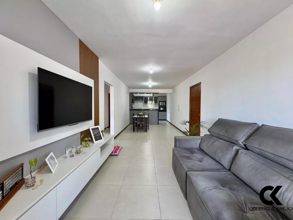 Apartamento à venda com 3 quartos, 166m² - Foto 3