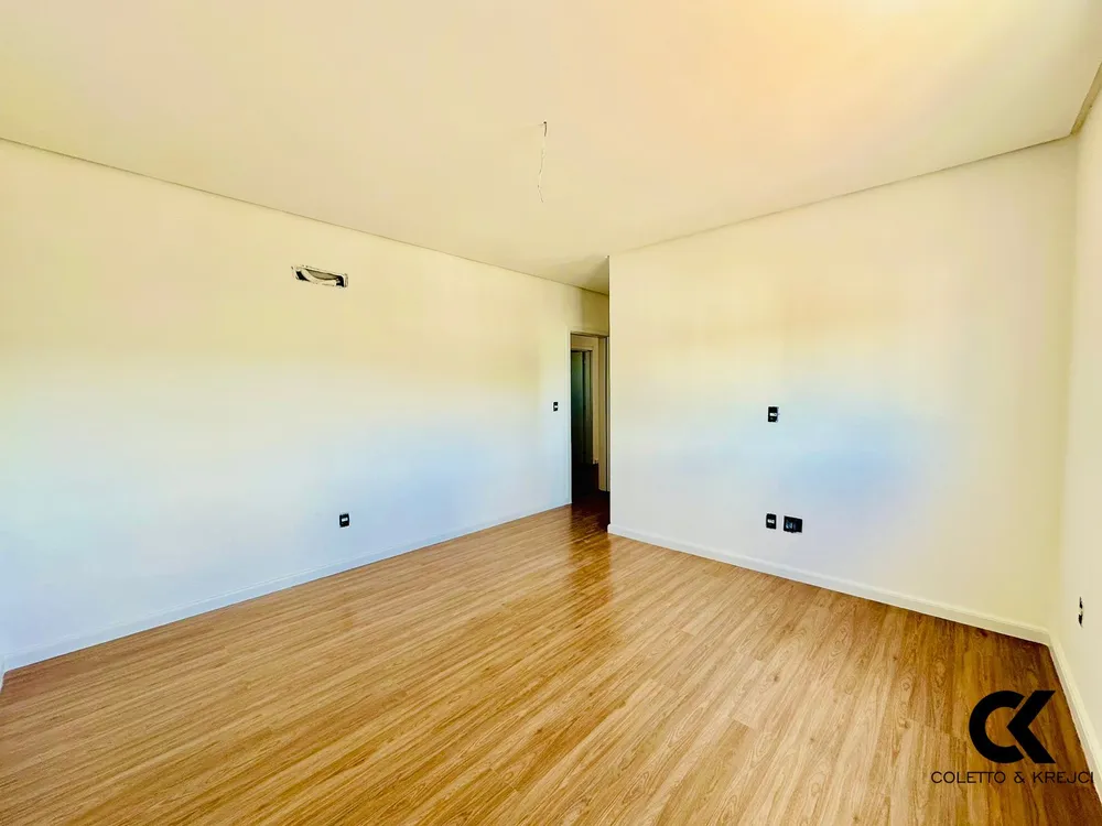 Apartamento, 3 quartos, 126 m² - Foto 2