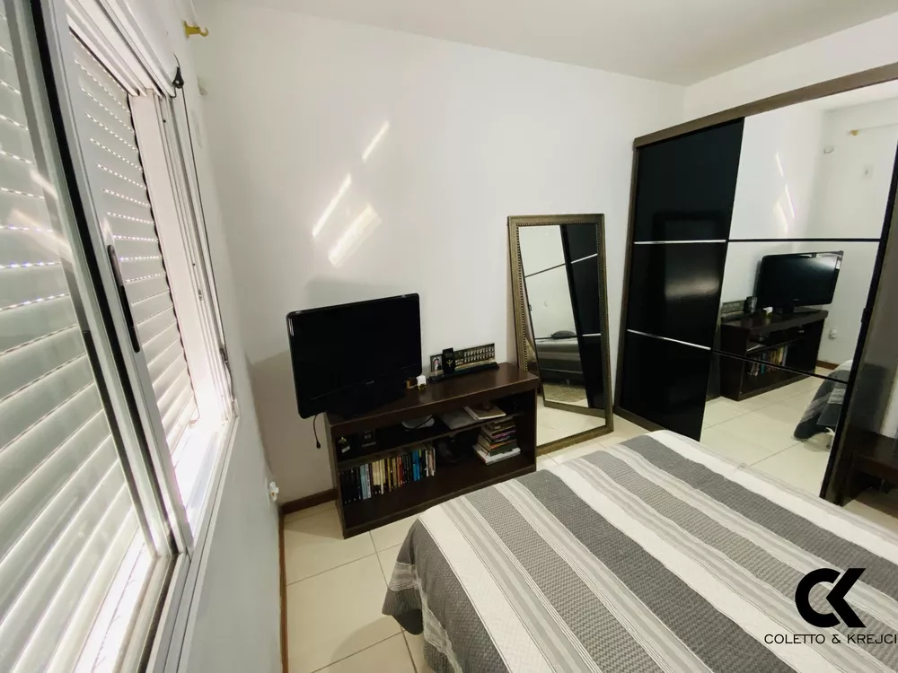 Apartamento à venda com 2 quartos, 64m² - Foto 9