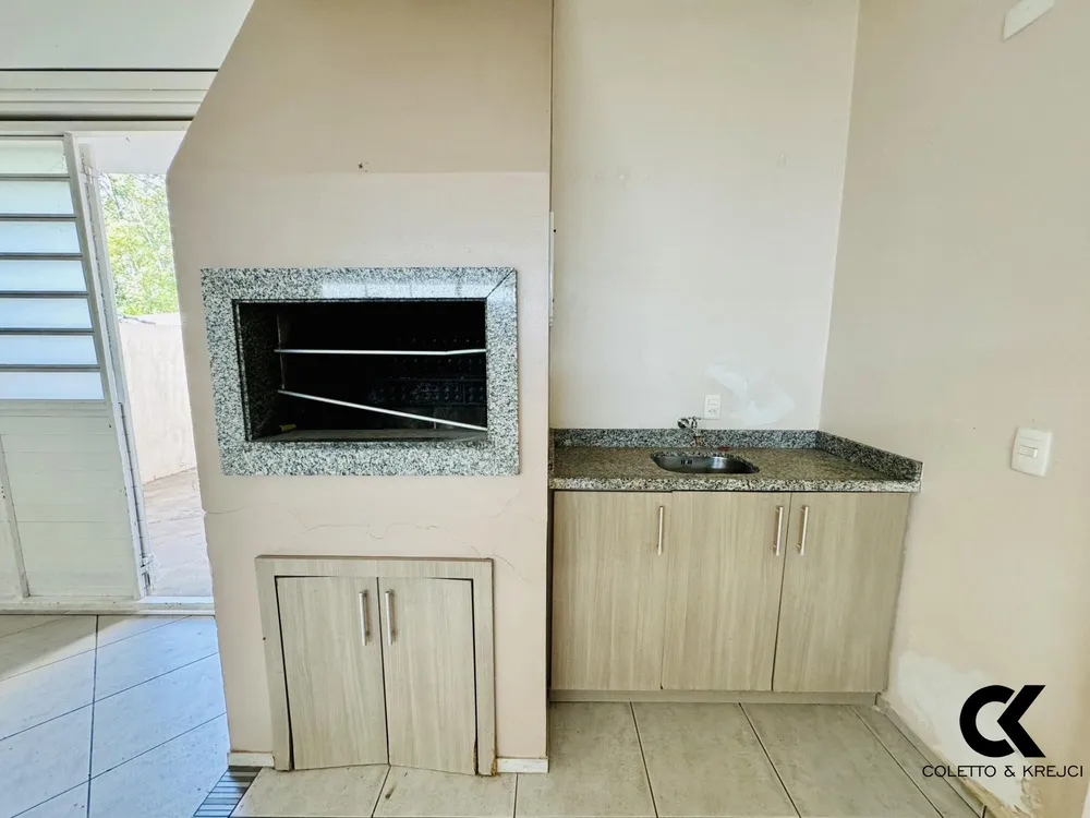 Casa, 3 quartos, 163 m² - Foto 2