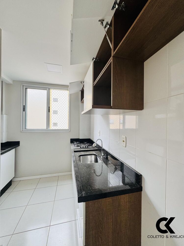 Apartamento à venda com 3 quartos, 60m² - Foto 3