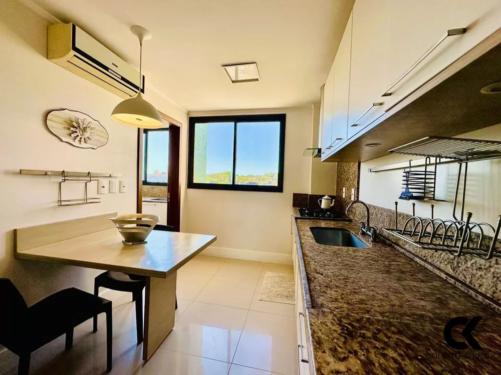 Cobertura, 3 quartos, 214 m² - Foto 14