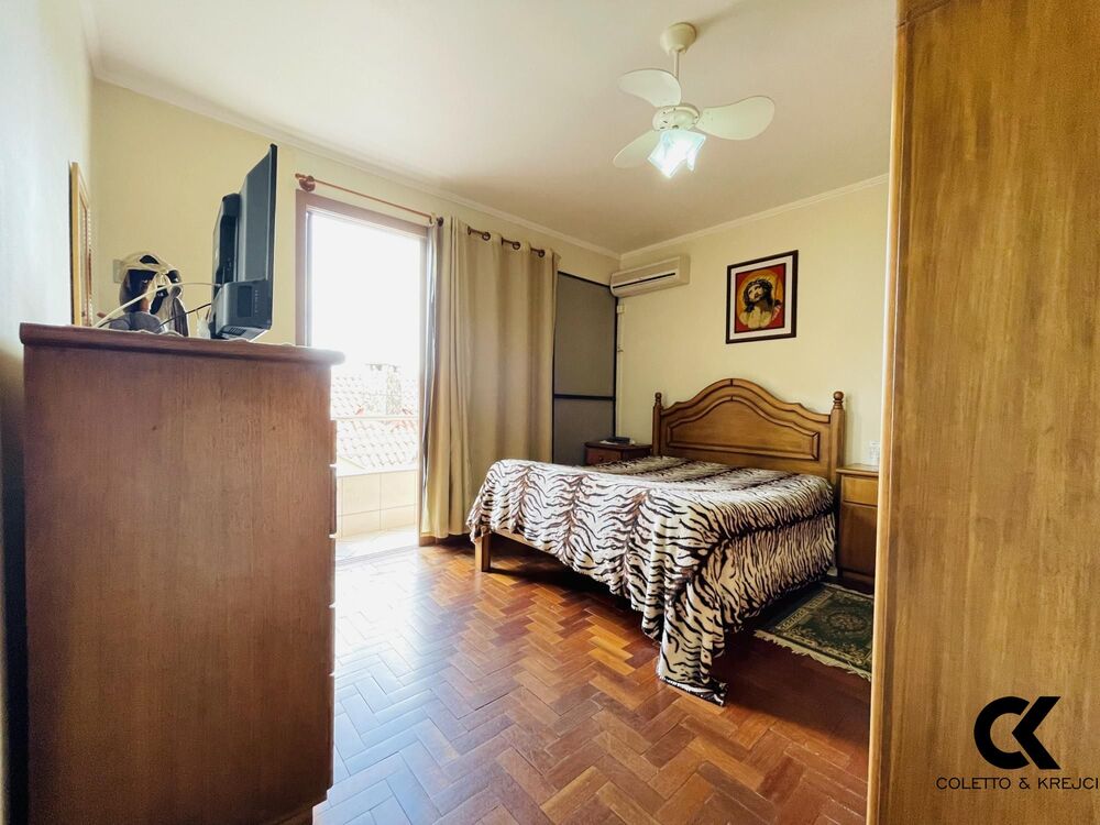 Casa, 3 quartos, 231 m² - Foto 11