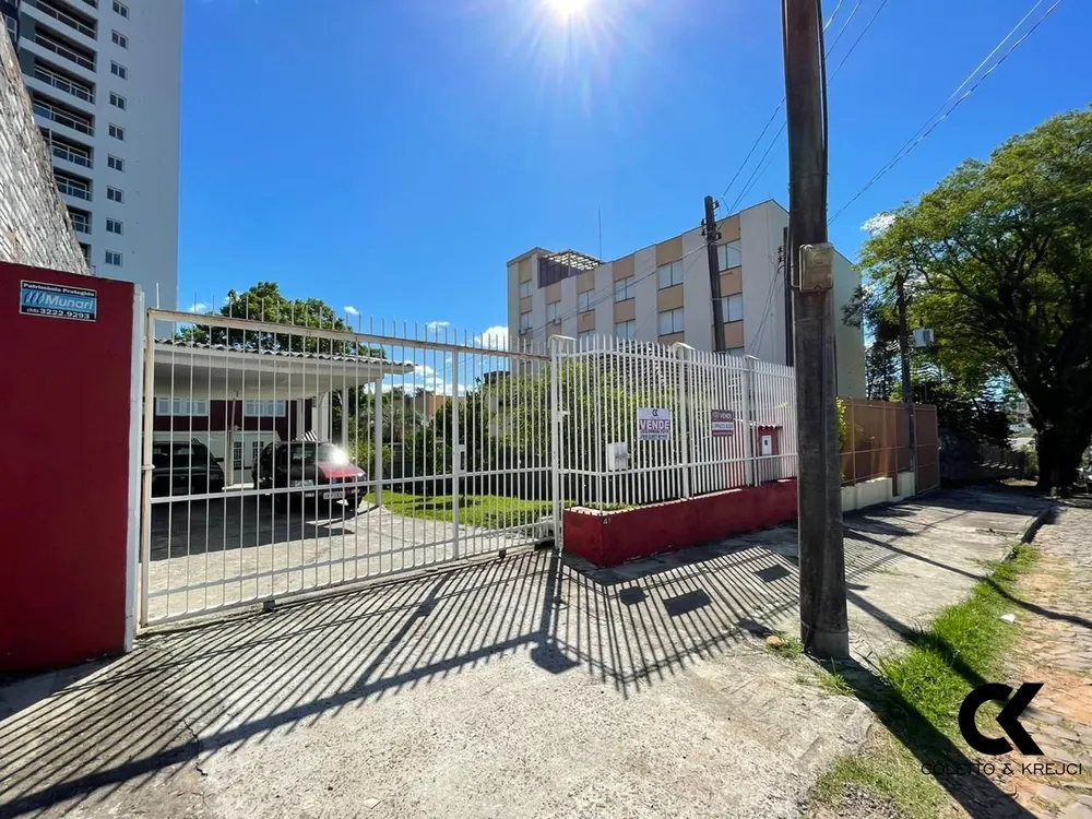 Casa, 5 quartos, 135 m² - Foto 1